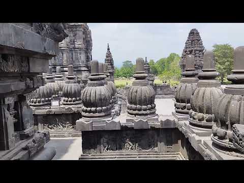 Ramayana at Lara Jonggrang ('Prambanan')