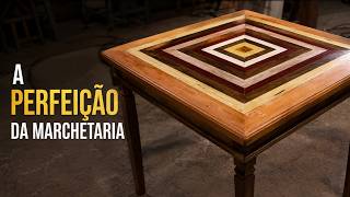 Como fiz esta mesa de marchetaria usando madeiras de demolição