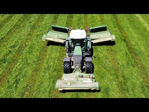 |kosenie trávy| Fendt