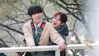 Zeng Hui Is Afraid To Walk On The Gl Bridge