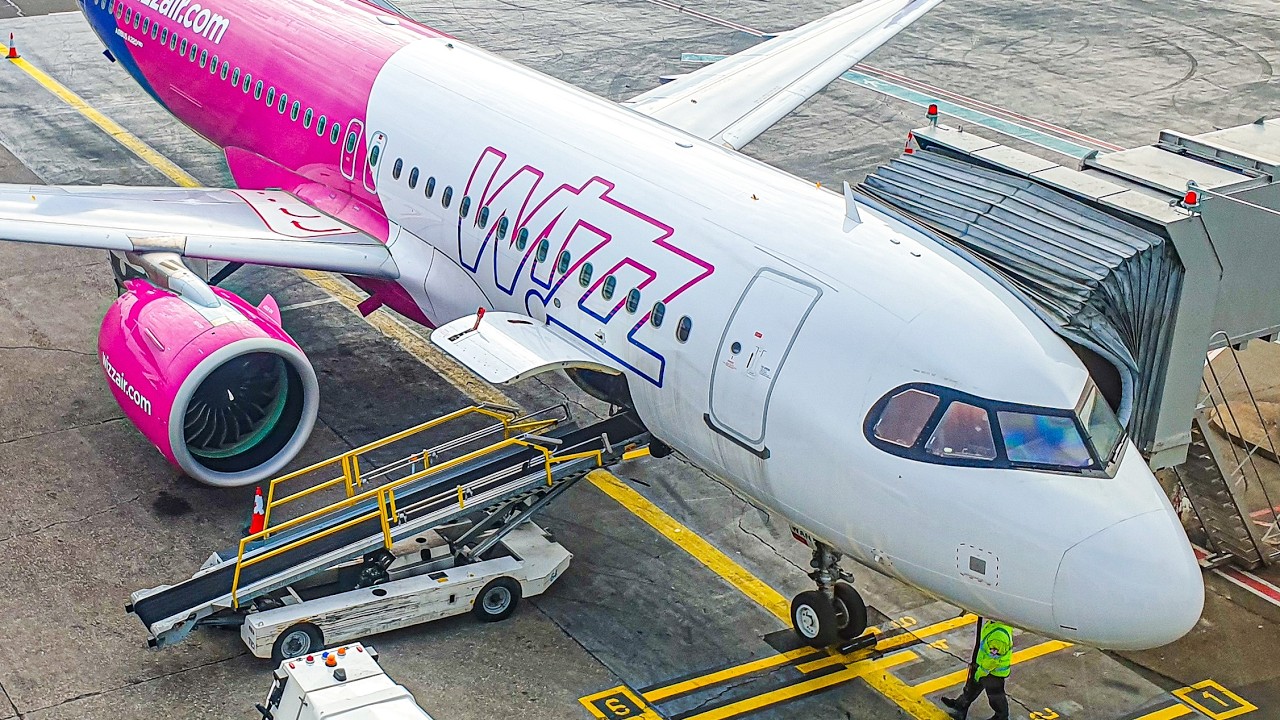 FULL FLIGHT - Rome FCO to Belgrade - WizzAir Airbus A320NEO