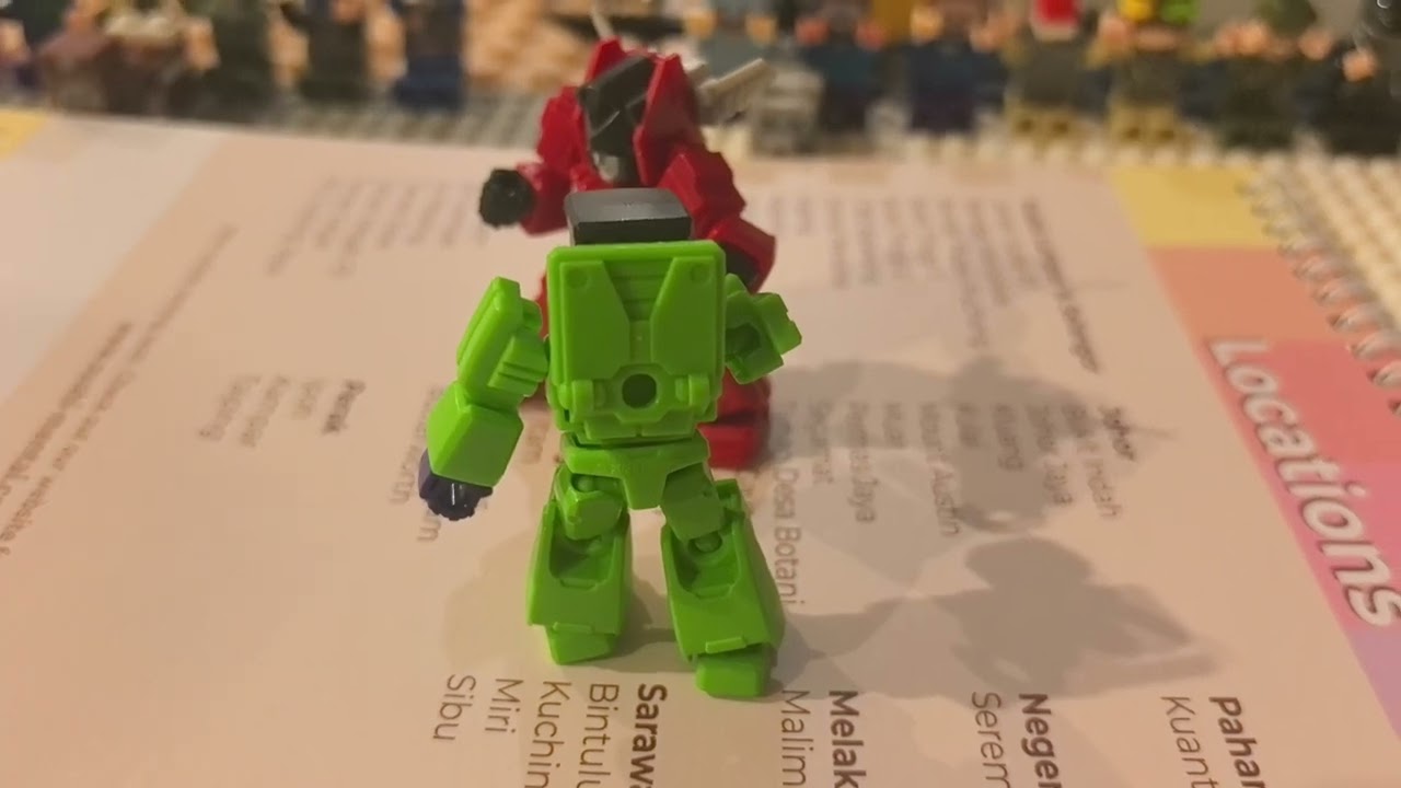 Bonecrusher vs Inferno (transformer robot boxing fight 