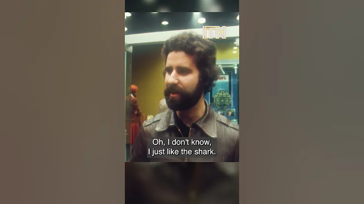 'Jaws' made everyone scared of sharks... except this guy (1975)
