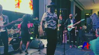 Kl A Boston,Compas Direct Devan