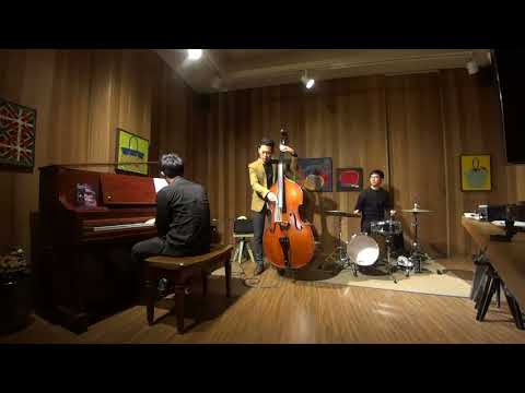 오재영 트리오 - First song (pn.임채선 bs.오재영 dr.조해솔) in 예술가방