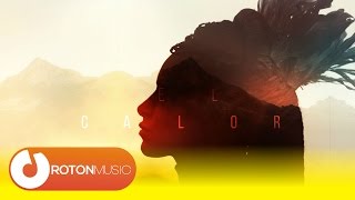 Смотреть клип Emil Lassaria And Caitlyn - El Calor