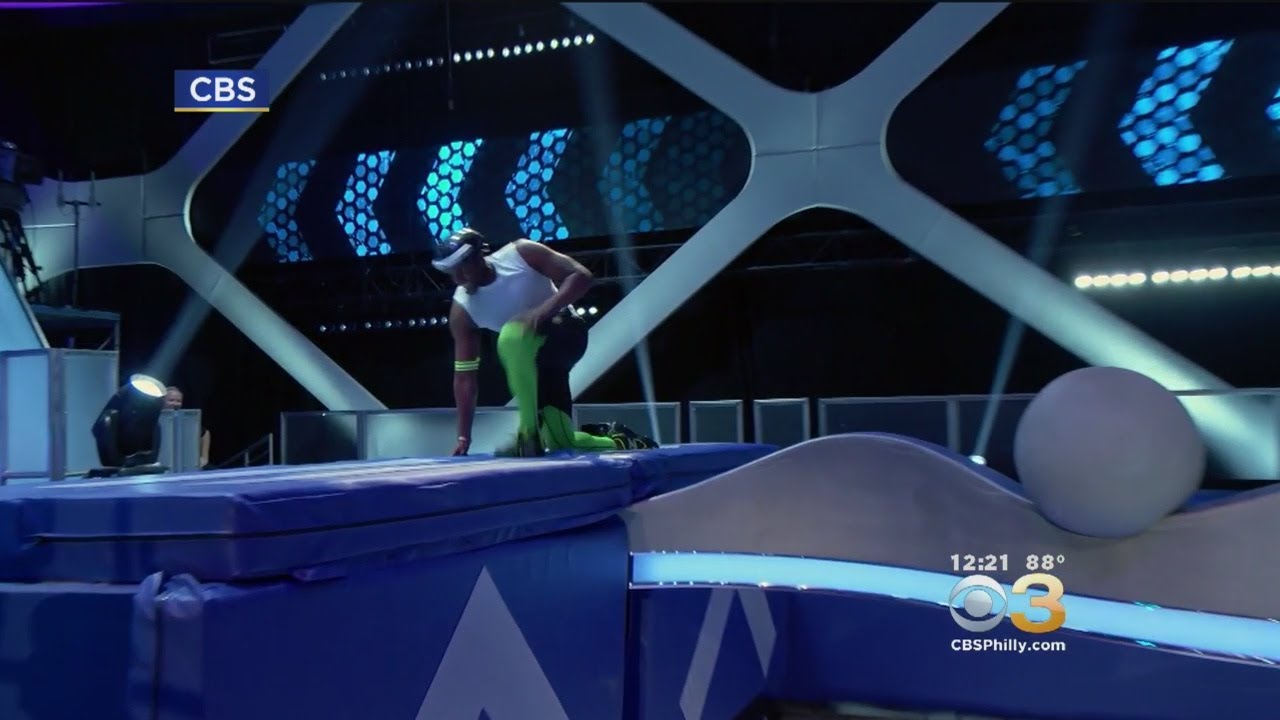 Philly Native Kevin Hart To Hosts 