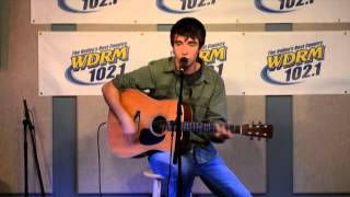 Mo Pitney sings Country chords