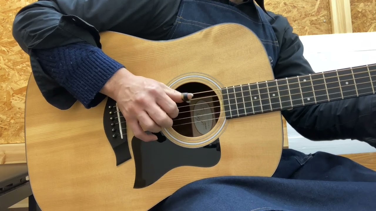 2018年製Taylor 110e - YouTube