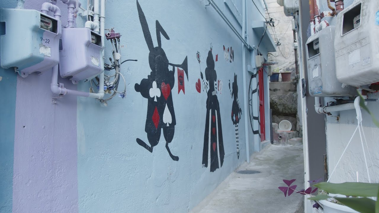 Деревня Ихва с фресками: художественное путешествие под лунным светом