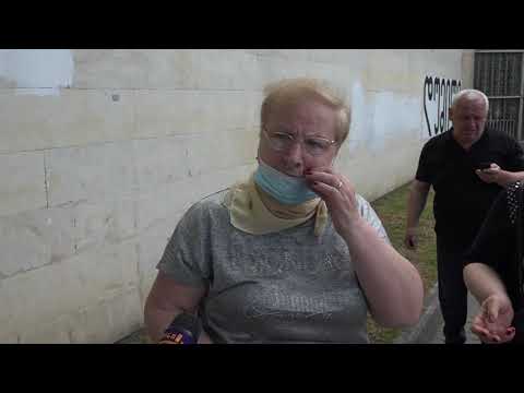 დღეს ქუთაისის მერიასთან მიწისქვეშა გადასასვლელში არსებული მაღაზიის მეპატრონეებმა აქცია გამართეს