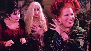 Hocus Pocus Sarah eat Spider Happy Halloween 🎃