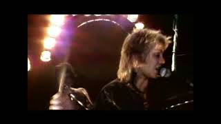 Scene from Fat Bottomed Girls (1978)