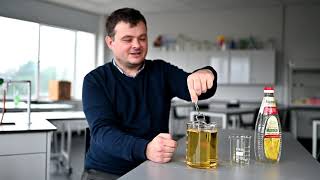 Demonstrating Refraction Physics - Disappearing Test Tube
