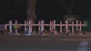 Uvalde man who built memorial in honor of Robb victims helps refurbish site after vandalism