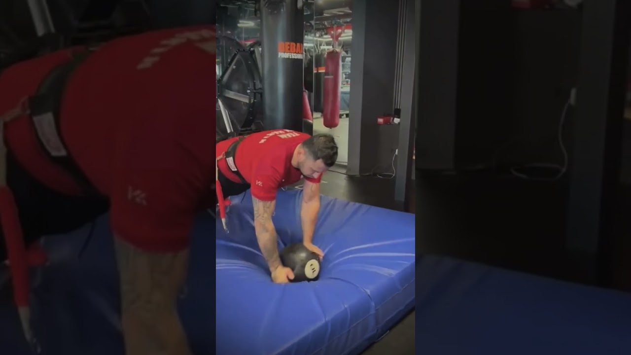 Ultimate Plank Challenge on Mat | Shoulder Endurance & Wrist Strength Workout