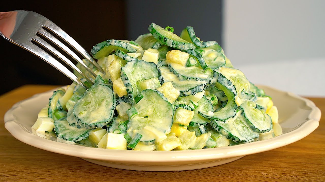 Essen Sie diesen Salat jeden Tag und Sie werden in einem Monat 25 kg Bauchfett verlieren!