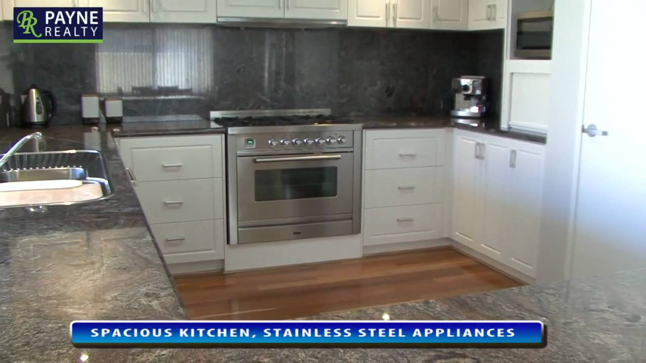 28 Stamford Crescent Secret Harbour - Property for Sale - Outstanding!