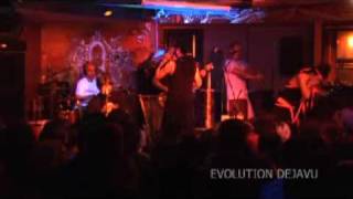 Evolution Dejavu - Tunnel