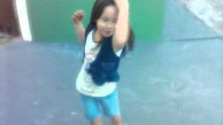 Lorena Ayumi - Dançando Funk.