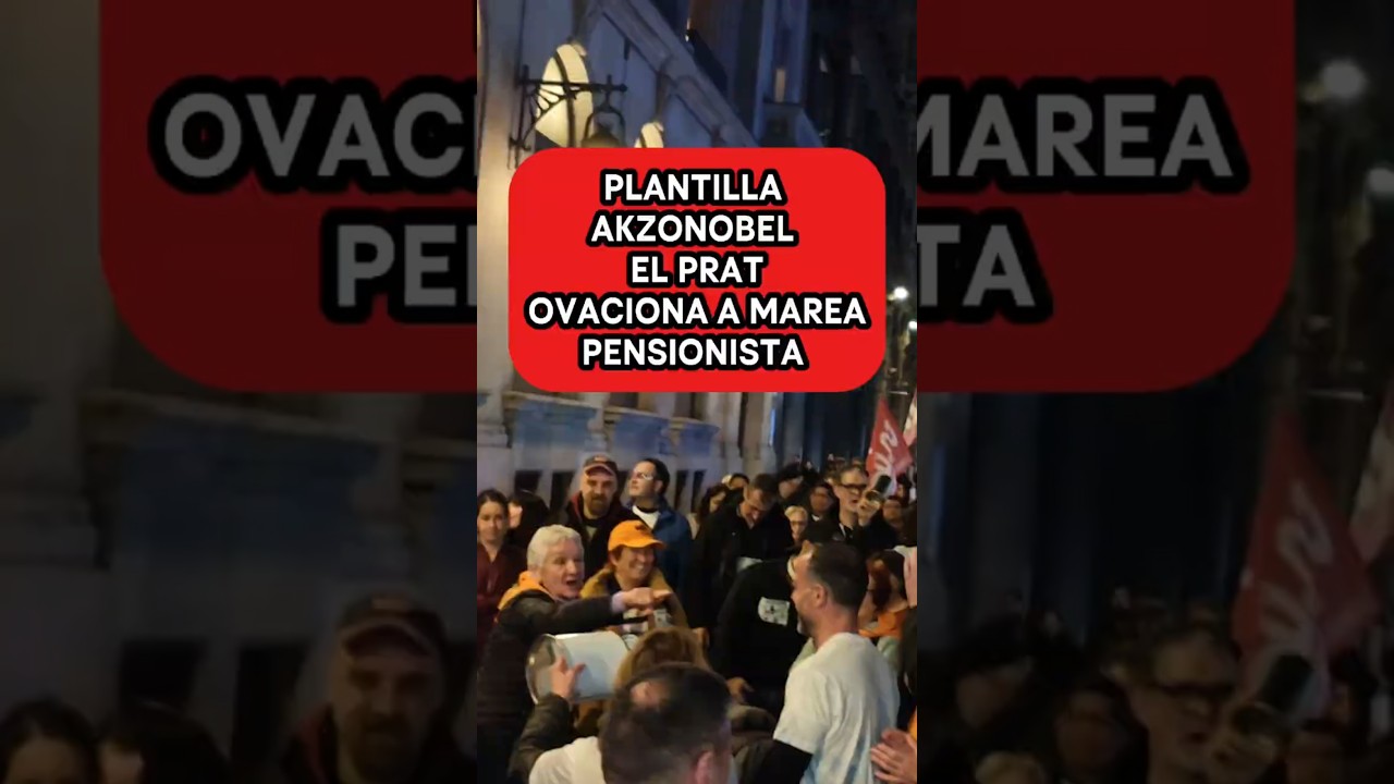 La plantilla de Akzonobel en lucha contra el Ere homenajea a Marea Pensionista en Barcelona