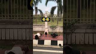 Ratmali amlet ka pushups challenge 💪🤣 #shortvideo #comedyfilms #pojo