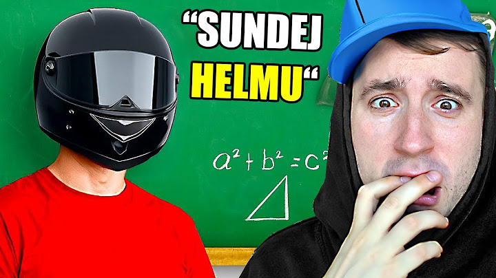 Kluk nosí HELMU ve škole, aby se vyhnul HOLKÁM...