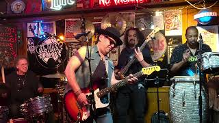 Tommy Mora Band   Falling
