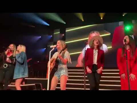 Maren Morris, Miranda Lambert, Brandi Carlile, Natalie Hemby, And Cassadee Pope Sing My Church At T