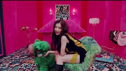 every itzy mv but only when chaeryeong sings