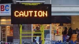 Heads Up, Tourists