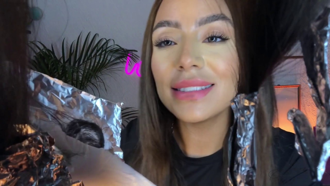 ASMR en español SALON DE BELLEZA | ASMR CEPILLANDO TU CABELLO // ASMR by Samii Herrera