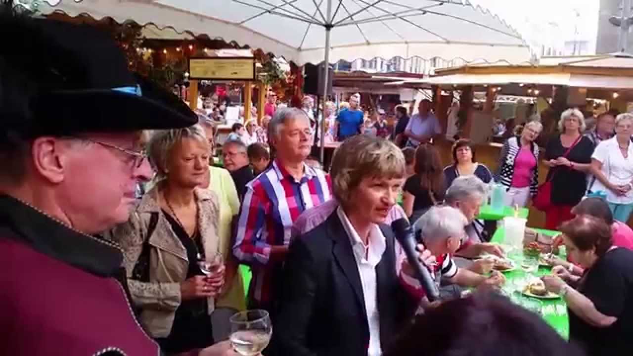 2014 Eröffnung Chemnitzer Weindorf durch OB Barbara Ludwig