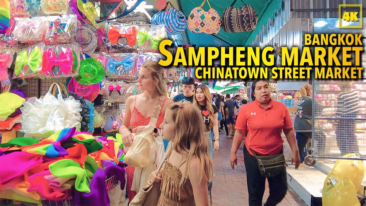 Sampheng Market /  Street market in ChinaTown , Bangkok
