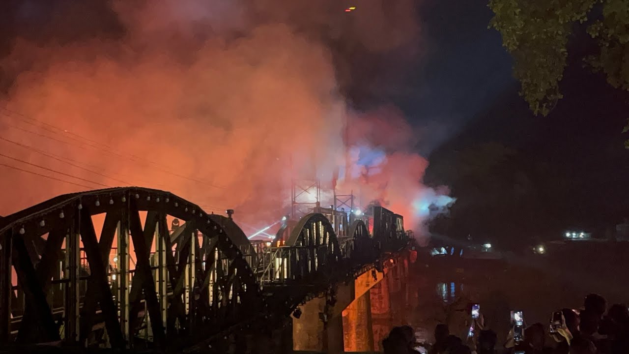 ฉากระเบิดสะพาน การแสดงแสง สี เสียง งานสัปดาห์สะพานข้ามแม่น้ำแคว 2568 