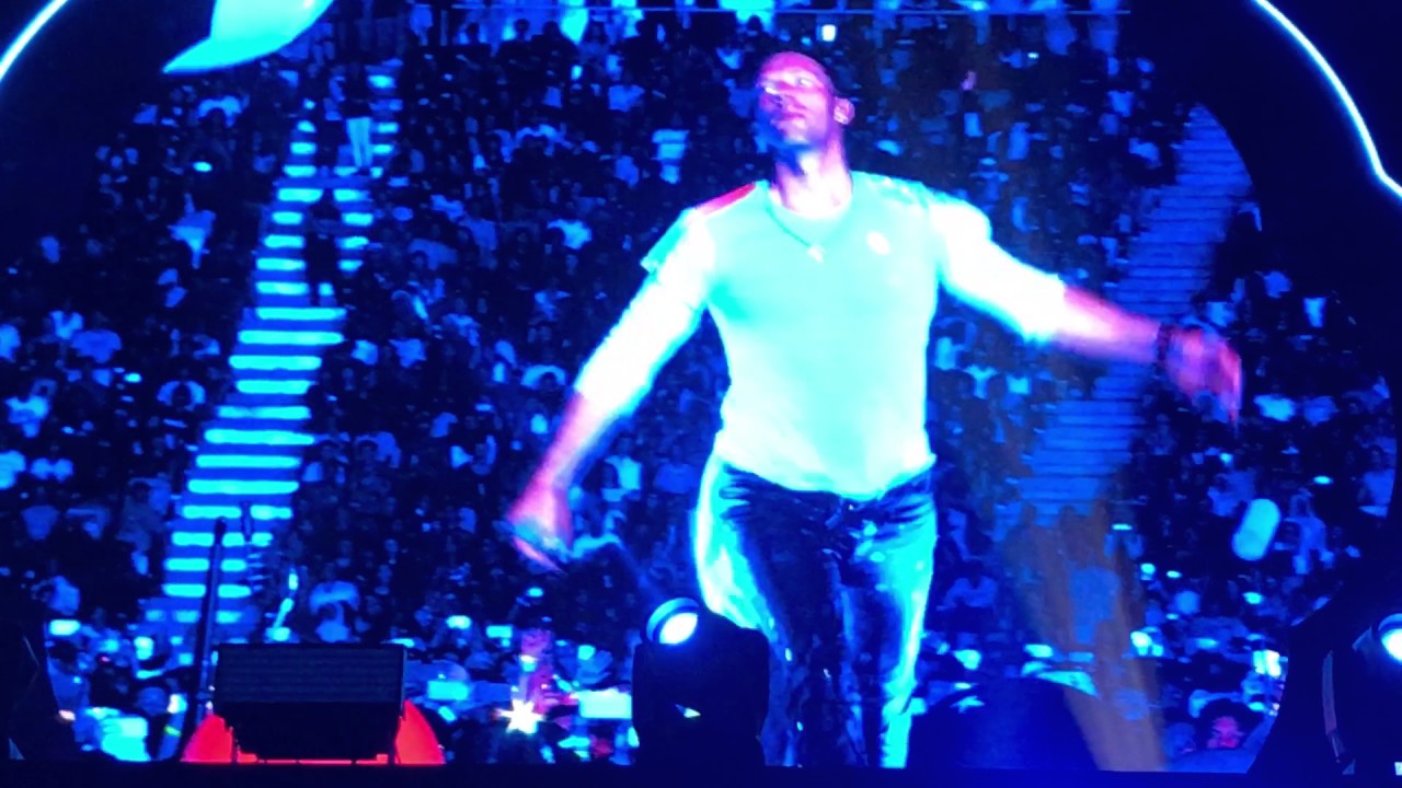 Coldplay Amazing Day (Live in Singapore 2017) YouTube
