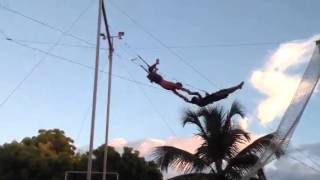 Flying Trapeze - Half Time Full Twisting Straight Jump Catch and Return