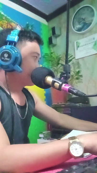 My 1st on Air as RADIO DJ. lisod na kulba man d I padi oi.🤣🤣