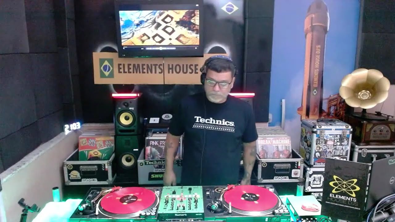 ELEMENTS HOUSE DJS LIVE