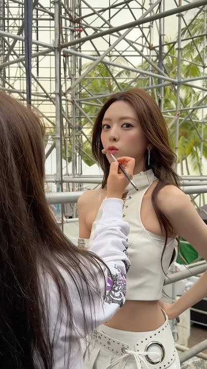 [ #YuewenMusicFestival ]📹 REC | ITZY BEHIND #ITZY #MIDZY #ITZY_GOLD #ITZY_ImaginaryFriend