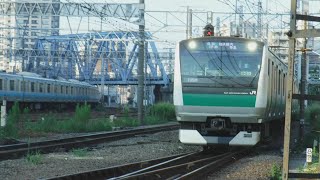 埼京線各駅停車海老名行きE233系135M130と湘南新宿ライン快速籠原行きE231系2846YS15+E231系K34、京浜東北線各駅停車大船行きE233系1651B120が走行！【花月園前踏切】