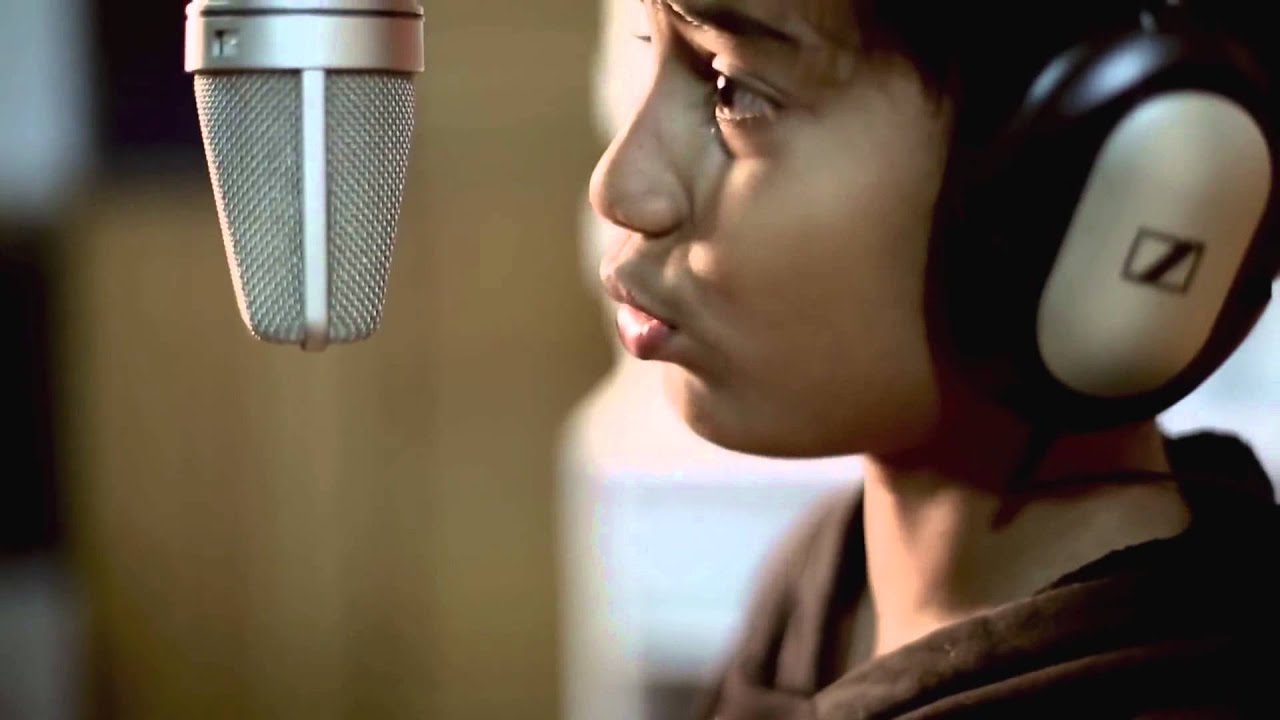 Blue Eyes Yo Yo Honey Singh Cover By Noddy Khan 