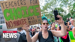 U.S. judge temporarily blocks vaccine mandate for NYC teachers