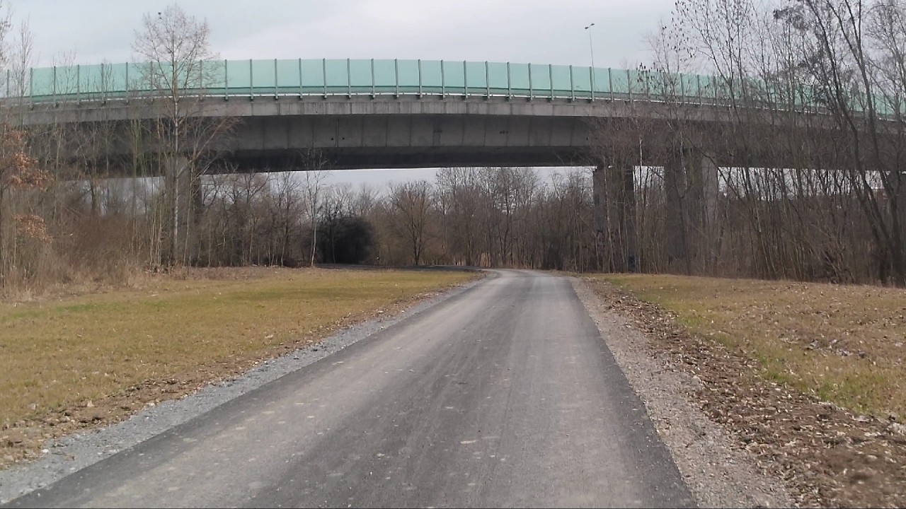 Na kole: nová cesta z Vinic do Běchovic