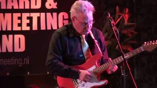 Video thumbnail of "Pete Korving plays new version of Sleepwalk"