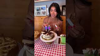 Birthday Girl ? itsmybirthday birthdaycake birthdaystatus birthday birthdaygirl verjaardag