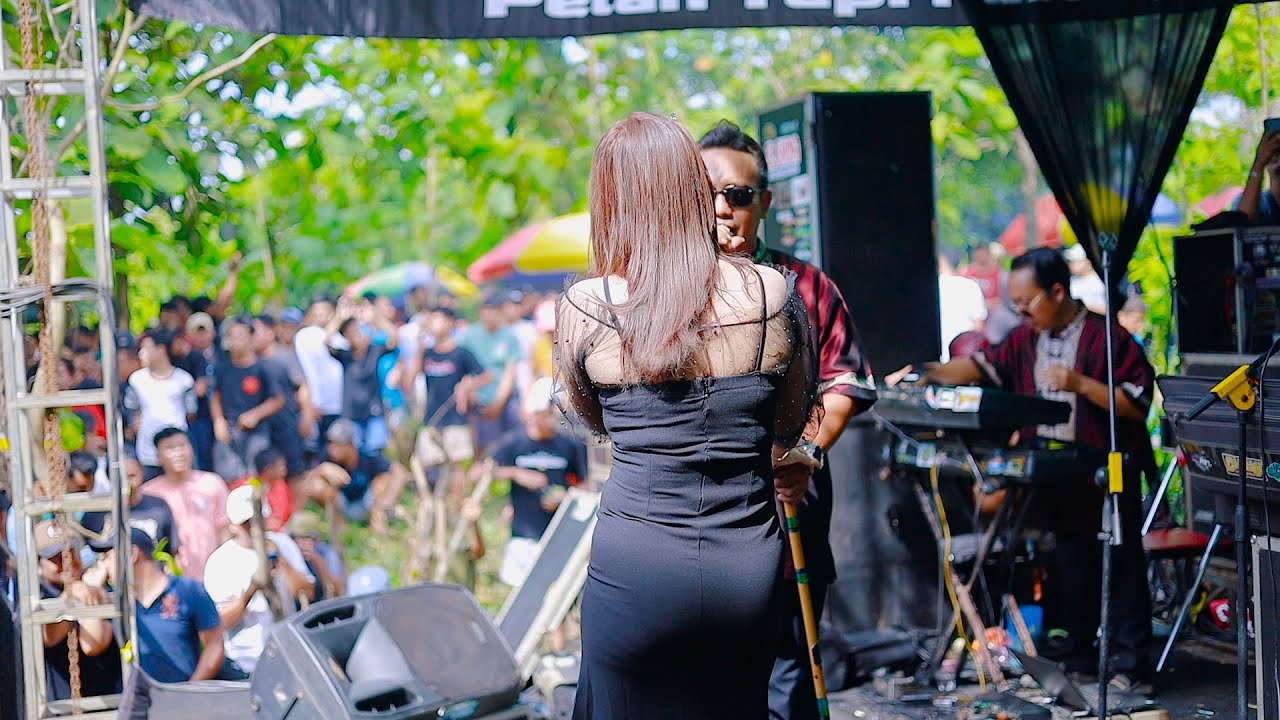 CAMELIA ENTERTAINMENT-BAHTERA CINTA-RIA FT MARLIN-WEDDING REYVALDO & SHINTA-KRAPYAK TAHUNAN JEPARA