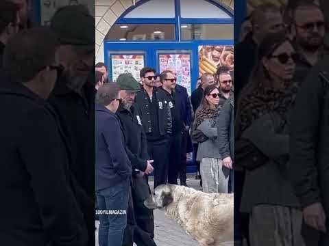 الموت يفجع اراس و جميع الممثلين حاضرون في الجنازة