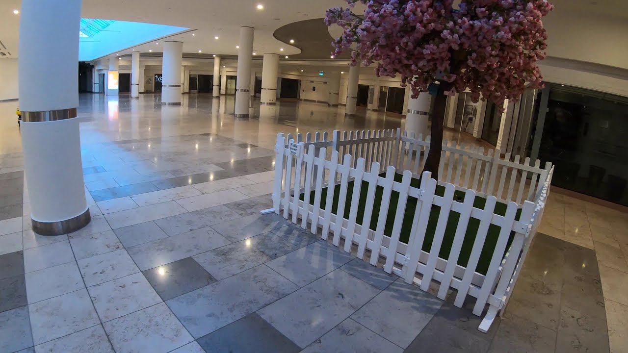ABANDONED Mall Ambience : Metrocentre (Gateshead, UK) During Pandemic : No Voiceover