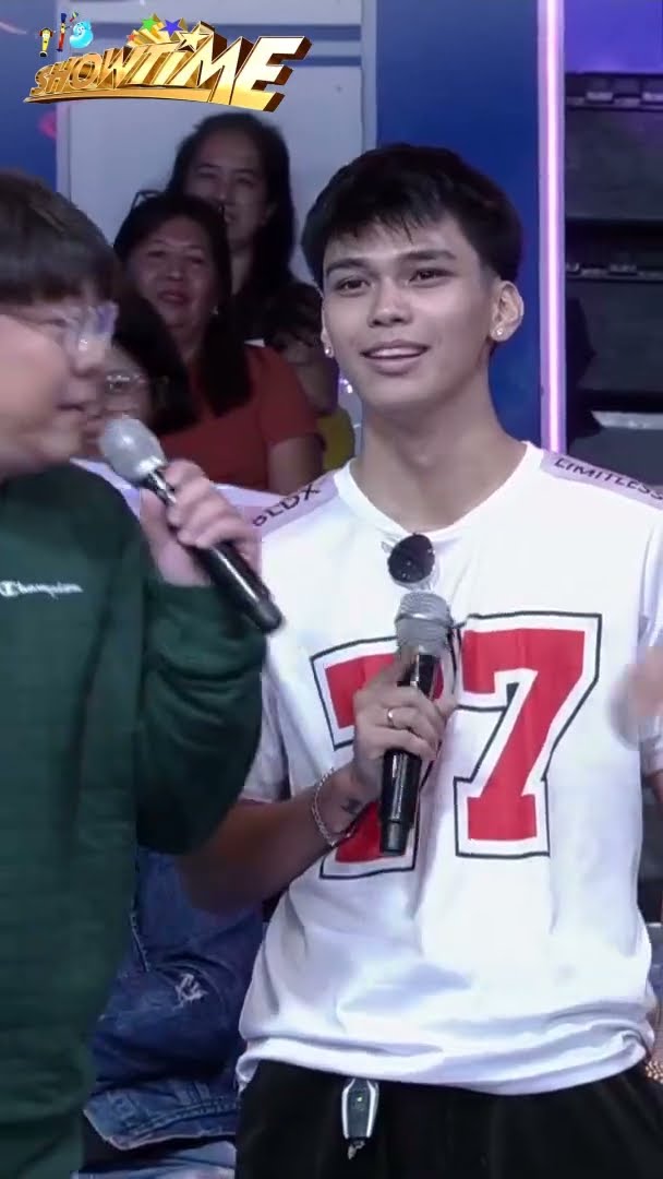Sino ang pipiliin mo, si MC o Lassy? #shorts | It's Showtime